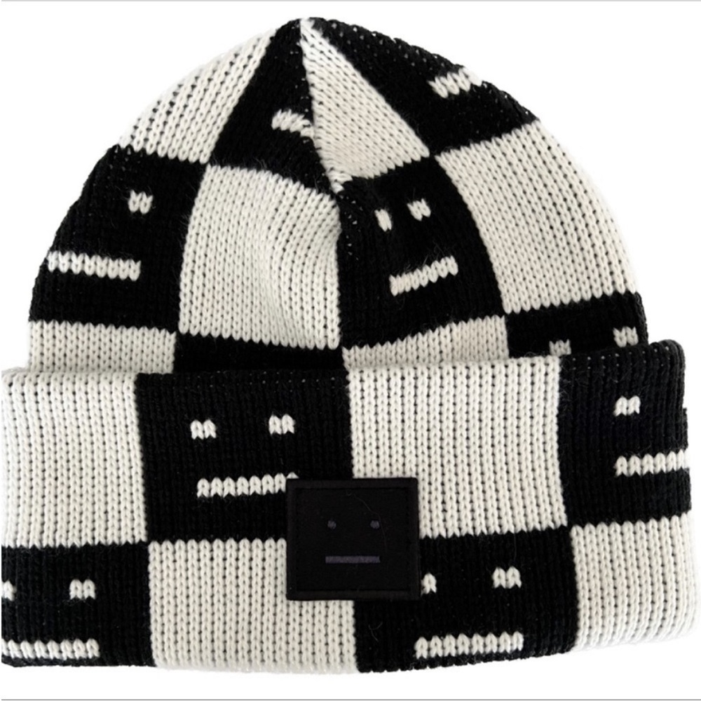 Acne studio Kuri checkered face beanie